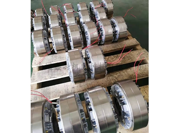 空心軸磁粉制動器